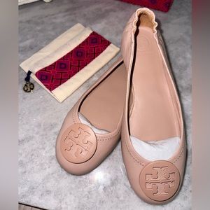 Tory Burch Minnie Travel Ballet Flat Nappa Leather with Logo brand new in box